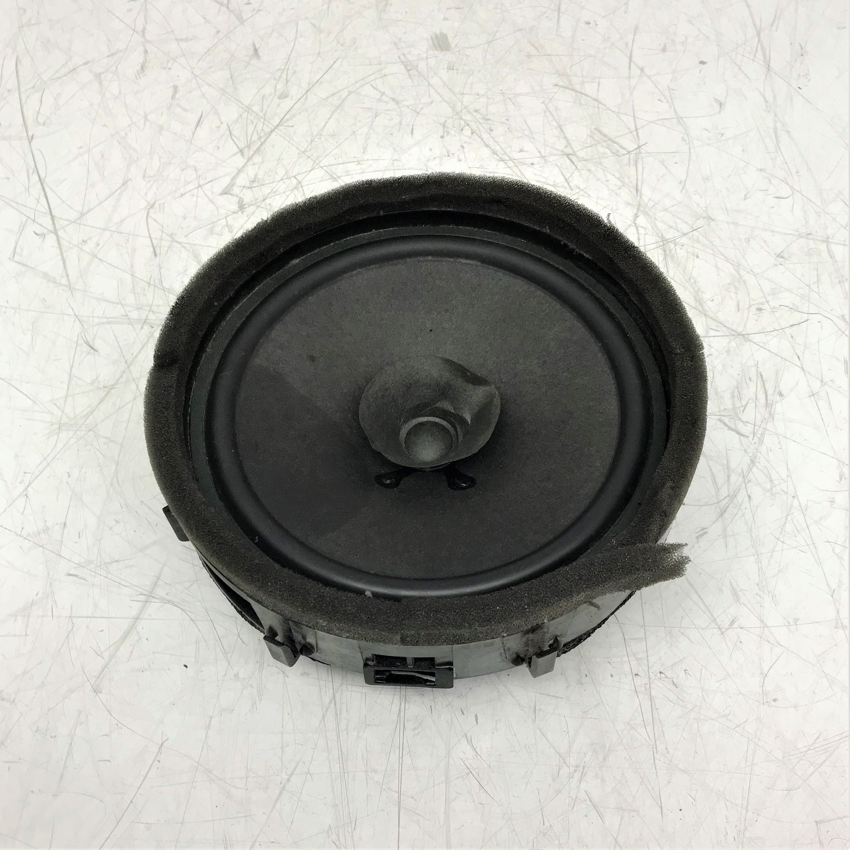 DOOR SPEAKER MITSUBISHI L200 KB9T 3.5