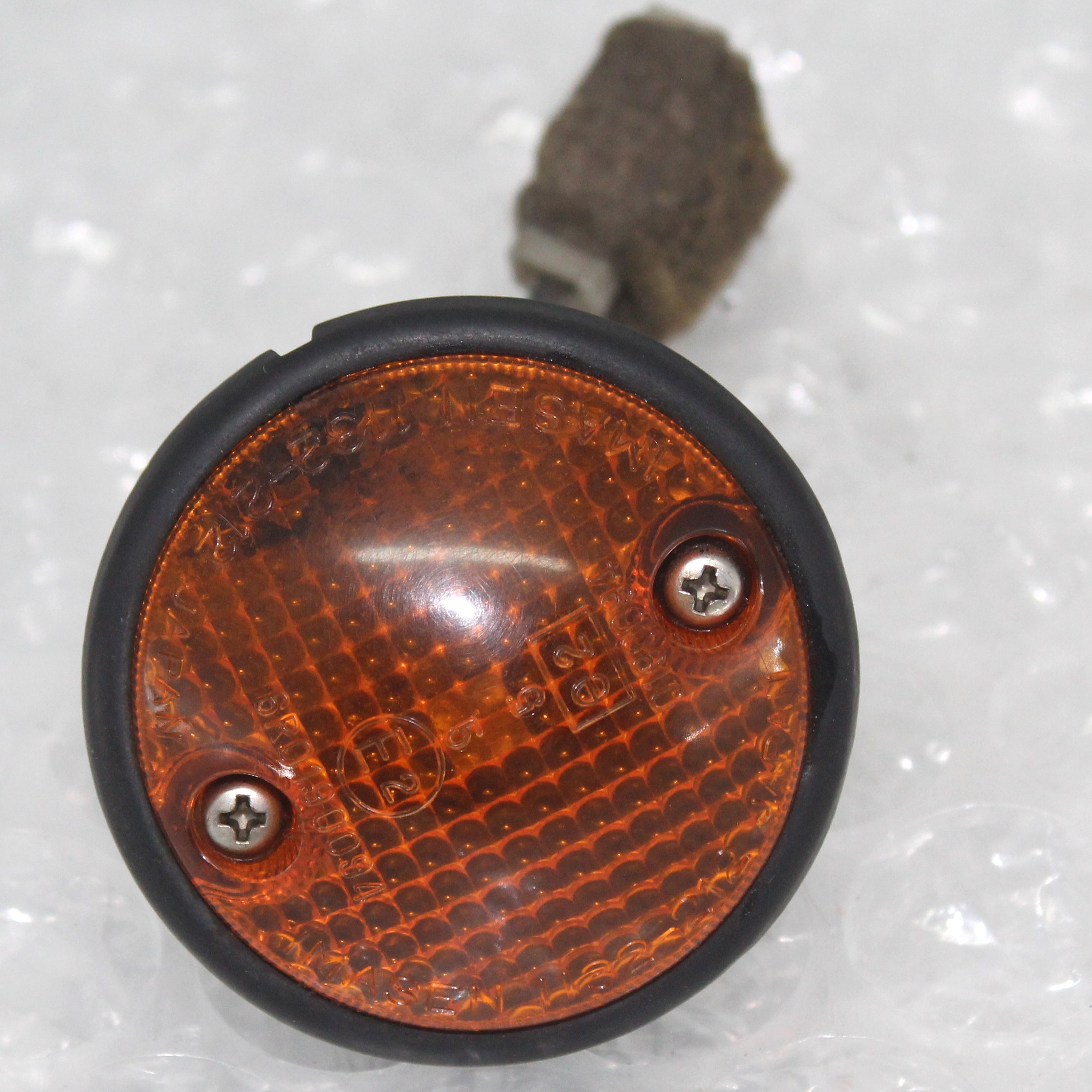 SIDE LIGHT INDICATOR REPEATER MITSUBISHI PAJERO V12W MK2 2.6