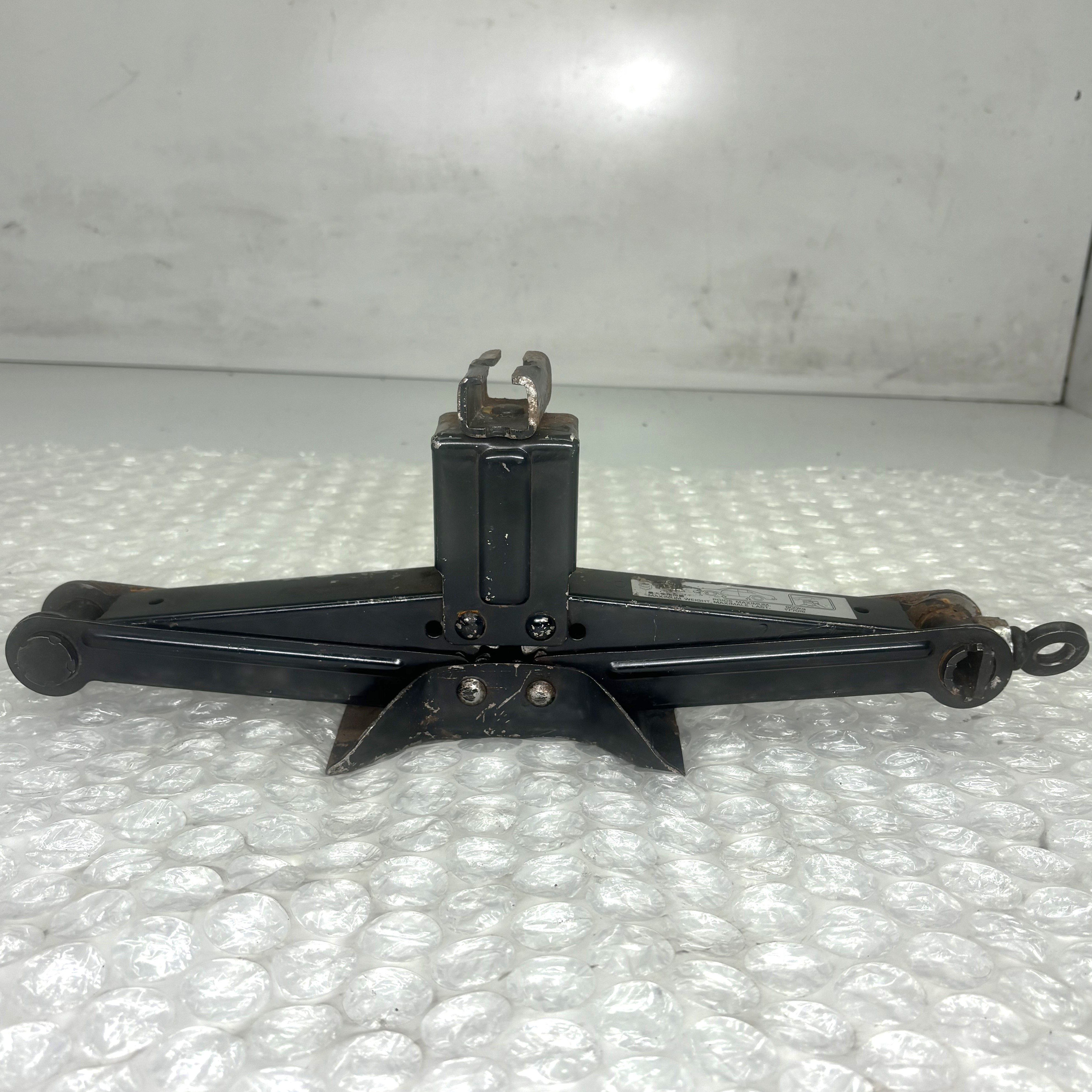 SCISSOR JACK  MITSUBISHI RVR N71W 1.8