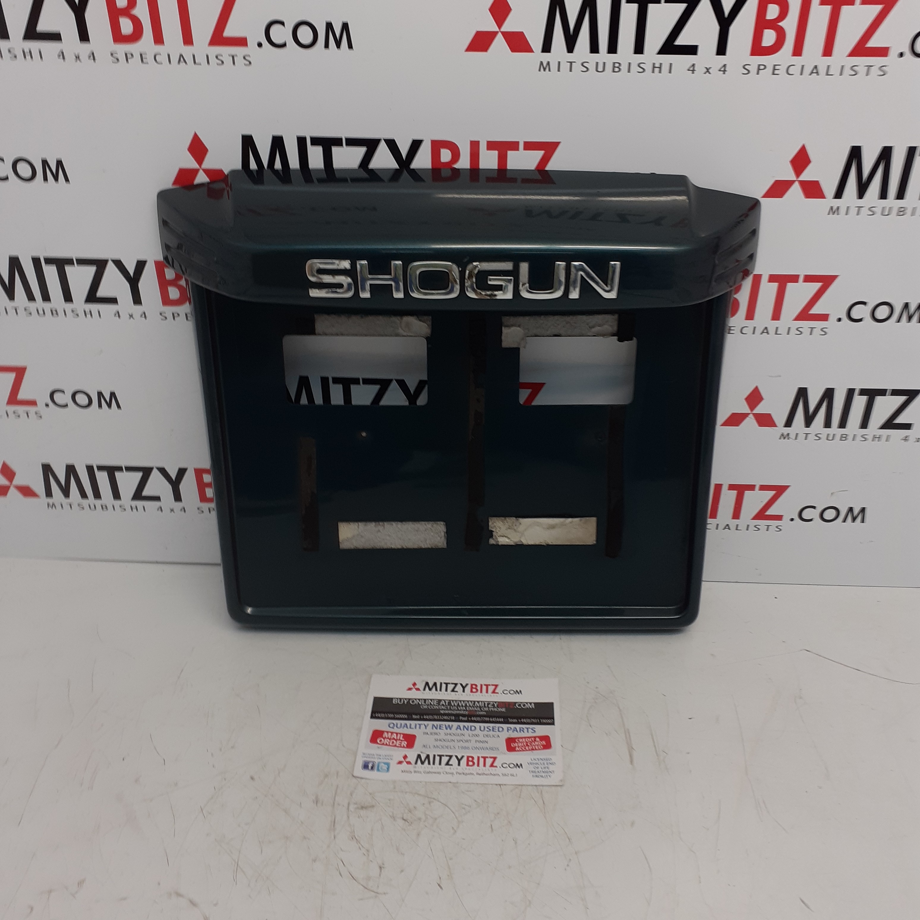 NUMBER PLATE HOUSING MITSUBISHI PAJERO SHOGUN V78W MK3 3.2 DiD