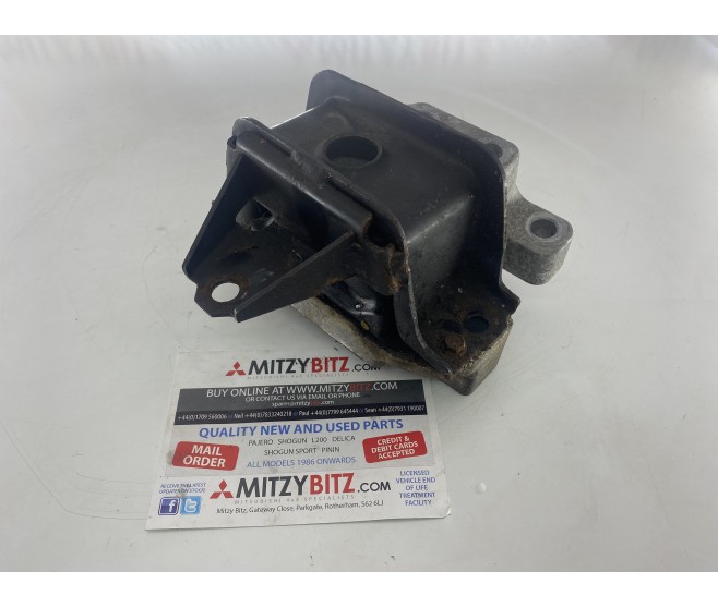 FRONT RIGHT ENGINE MOUNTING BRACKET  FOR A MITSUBISHI GF0# - FRONT RIGHT ENGINE MOUNTING BRACKET 