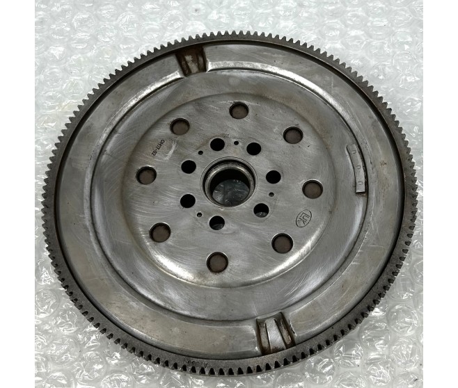 DUAL MASS FLYWHEEL