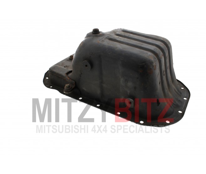 ENGINE OIL SUMP PAN FOR A MITSUBISHI V80# - ENGINE OIL SUMP PAN