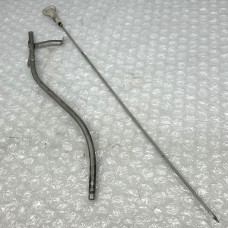 ENGINE OIL DIPSTICK TUBE AND LEVEL GAUGE