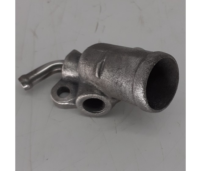 TOP RADIATOR HOSE WATER OUTLET PIPE FOR A MITSUBISHI K74T - TOP RADIATOR HOSE WATER OUTLET PIPE