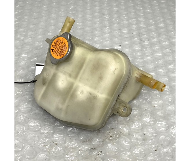 RADIATOR CONDENSER TANK FOR A MITSUBISHI OUTLANDER - CW1W