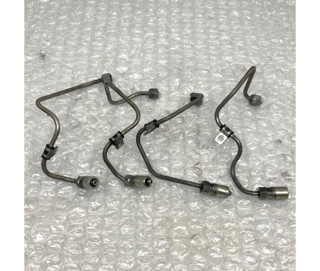 FUEL INJECTION TUBES FOR A MITSUBISHI L200 - KB4T