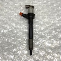 FUEL INJECTOR