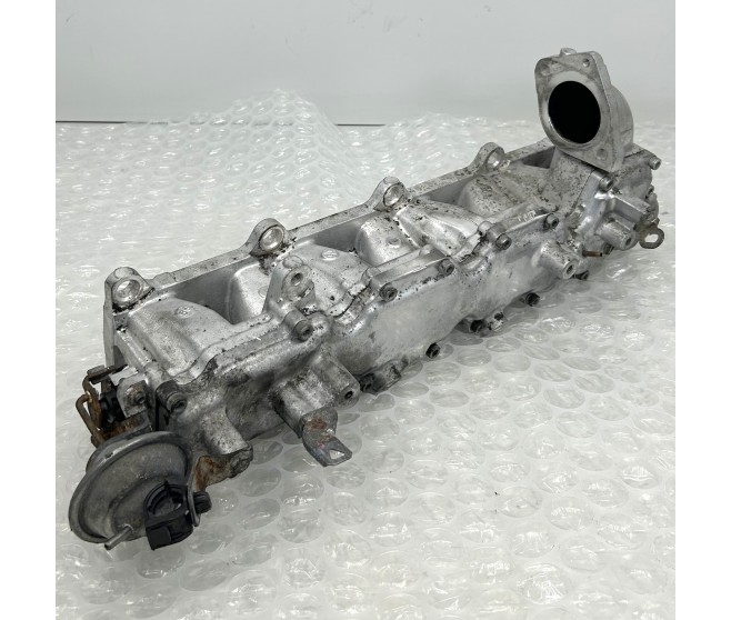 INLET MANIFOLD FOR A MITSUBISHI PAJERO/MONTERO - V98W