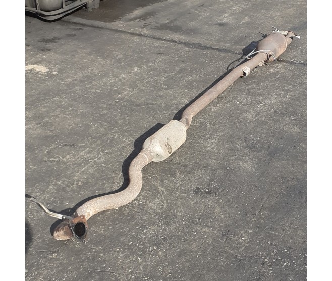 CENTER EXHAUST PIPE FOR A MITSUBISHI GA0# - CENTER EXHAUST PIPE