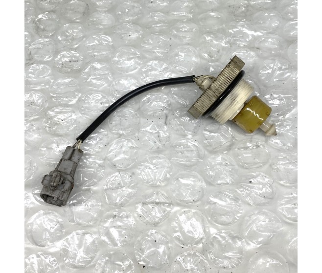 FUEL FILTER SENSOR FOR A MITSUBISHI KH4W - 2500DIESEL/4WD(WAGON) - P-LINE(5SEATER/EURO2/HI-PWR),S5FA/T LHD / 2008-07-01 -> - 