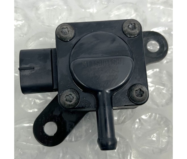 EXHAUST DIFF PRESSURE SENSOR FOR A MITSUBISHI GA0# - EMISSION CONTROL