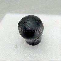 GEARSHIFT LEVER KNOB