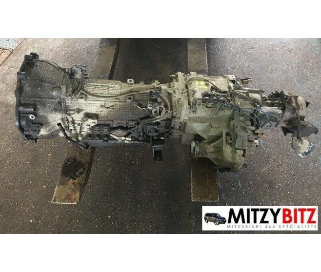 AUTOMATIC GEARBOX AND TRANSFER BOX  FOR A MITSUBISHI V80# - AUTOMATIC GEARBOX AND TRANSFER BOX 