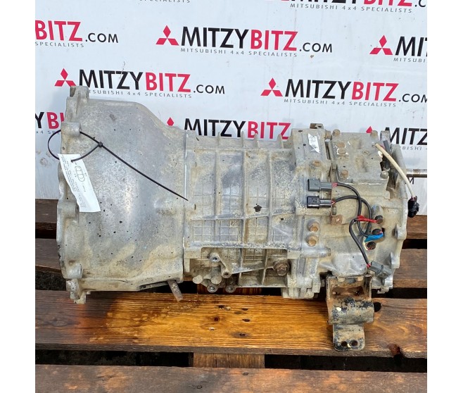 MANUAL GEARBOX FOR A MITSUBISHI GENERAL (EXPORT) - MANUAL TRANSMISSION