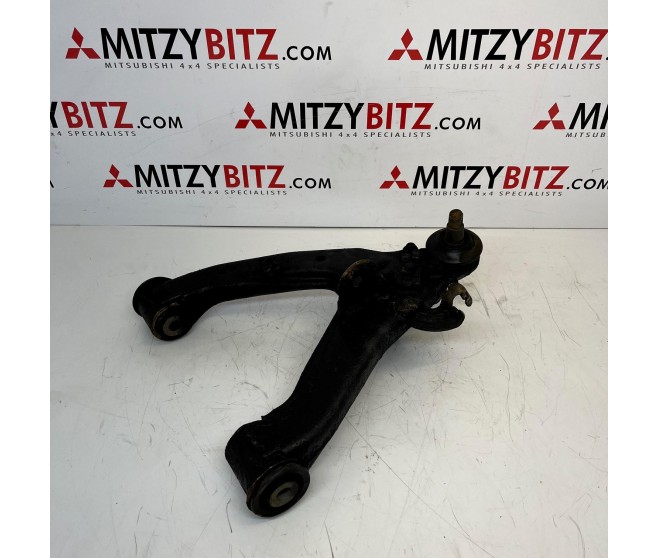 FRONT LEFT LOWER WISHBONE FOR A MITSUBISHI V90# - FRONT LEFT LOWER WISHBONE