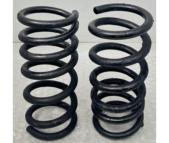 REAR COIL SPRINGS FOR A MITSUBISHI REAR SUSPENSION - 