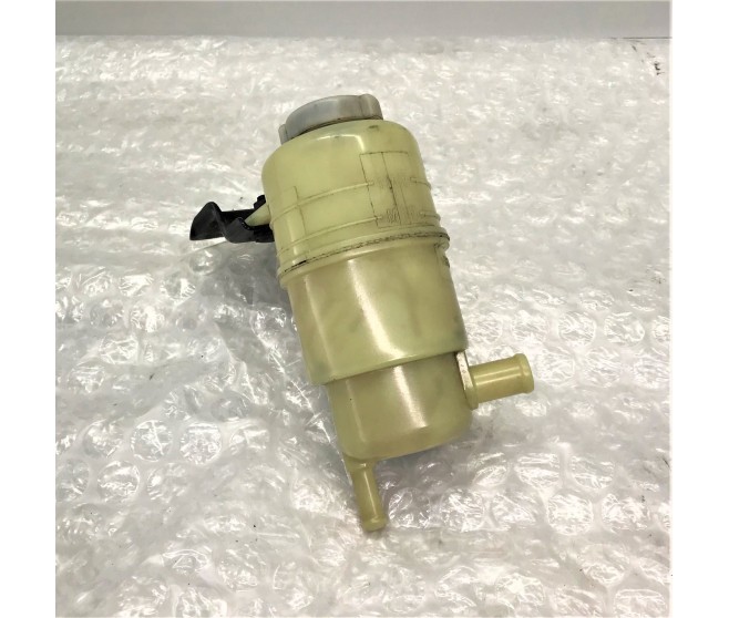 POWER STEERING OIL RESERVOIR TANK FOR A MITSUBISHI GENERAL (EXPORT) - STEERING