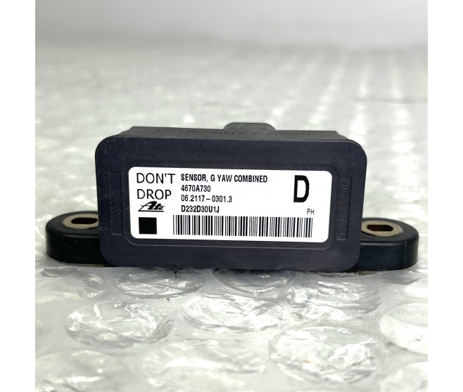 YAW RATE SENSOR FOR A MITSUBISHI OUTLANDER - CW1W