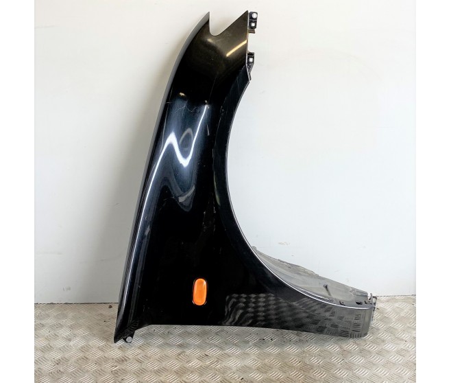 FRONT RIGHT FENDER FOR A MITSUBISHI KA,B# - FRONT RIGHT FENDER