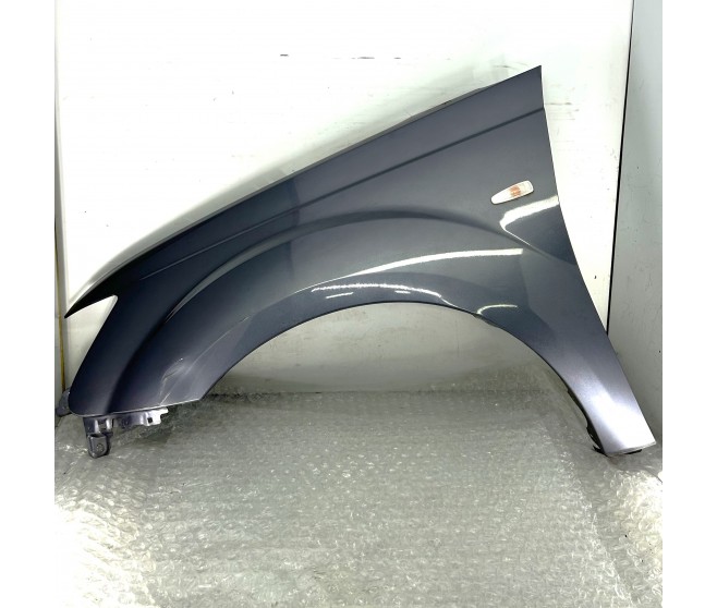 FRONT LEFT WING FOR A MITSUBISHI OUTLANDER - CW8W