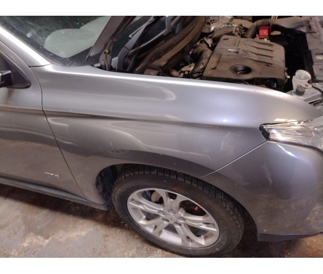 FRONT RIGHT WING FENDER FOR A MITSUBISHI GF0# - FENDER & FRONT END COVER
