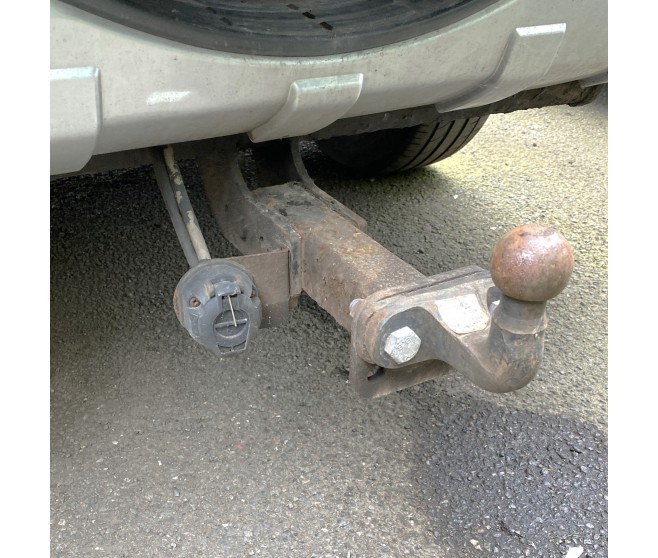 TOWBAR FIXED FOR A MITSUBISHI V90# - REAR END STRUCTURE