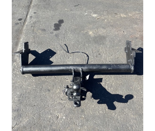 TOWBAR FOR A MITSUBISHI PAJERO - V83W