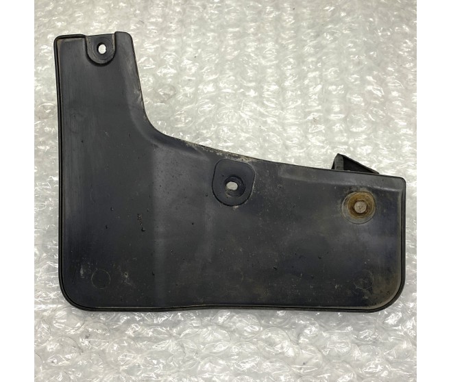 MUD FLAP FRONT RIGHT FOR A MITSUBISHI EXTERIOR - 