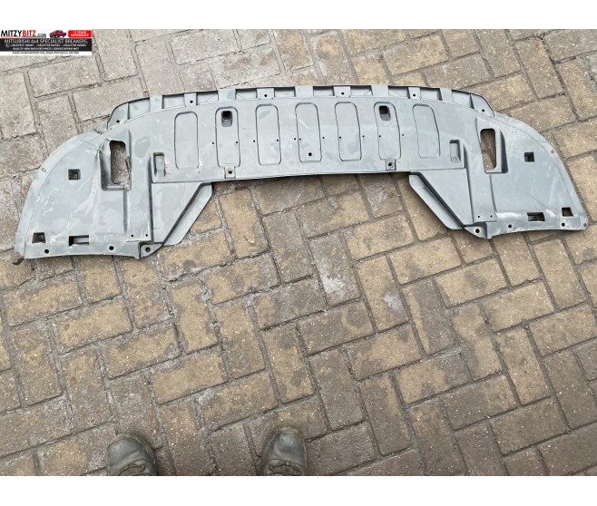 FRONT UNDER ENGINE COVER  FOR A MITSUBISHI OUTLANDER - GF7W