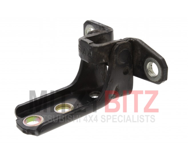 DOOR HINGE UPPER FRONT AND REAR LEFT AND RIGHT FOR A MITSUBISHI L200,L200 SPORTERO - KB8T