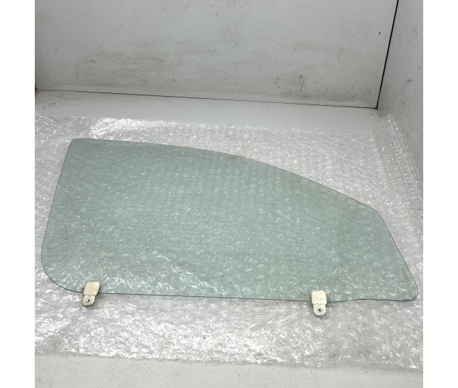 DOOR GLASS FRONT RIGHT FOR A MITSUBISHI CW0# - FRONT DOOR PANEL & GLASS
