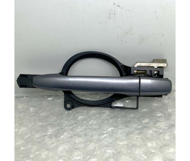 DOOR OUTSIDE HANDLE FRONT LEFT FOR A MITSUBISHI ASX - GA7W