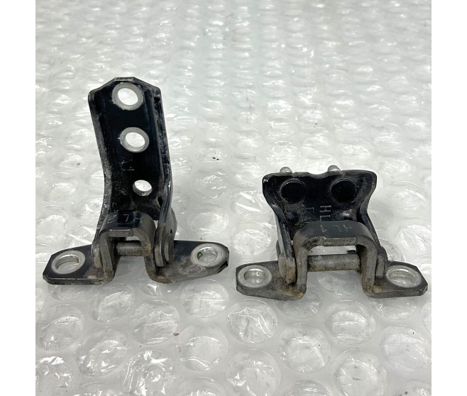 REAR DOOR HINGES RIGHT FOR A MITSUBISHI L200,L200 SPORTERO - KA4T