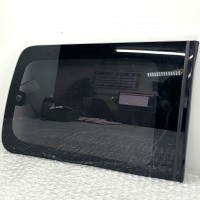 REAR RIGHT QUARTER WINDOW GLASS