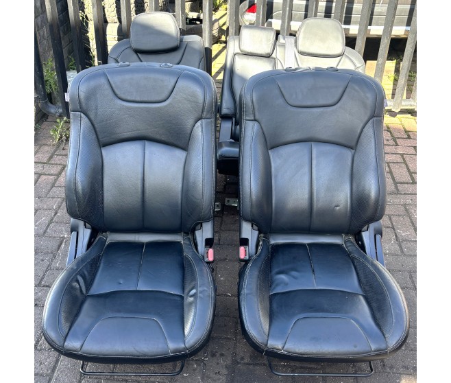 FRONT AND MIDDLE SEAT SET