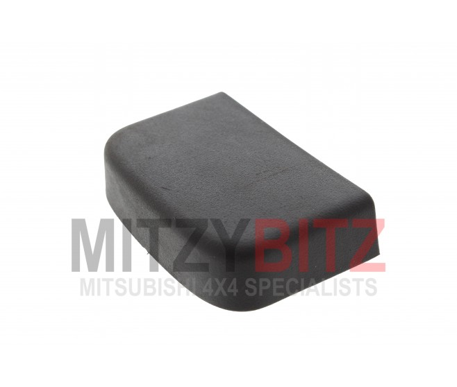 FRONT SEAT ANCHOR COVER KIT FOR A MITSUBISHI SEAT - 
