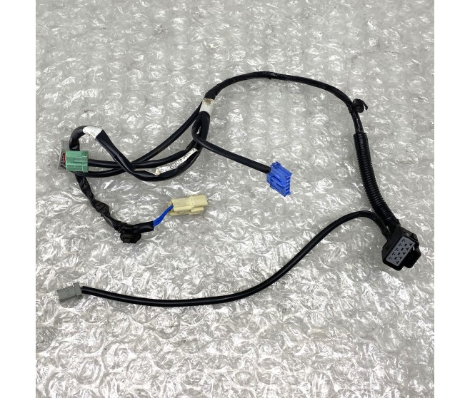 POWER SEAT HARNESS FRONT RIGHT FOR A MITSUBISHI ASX - GA1W