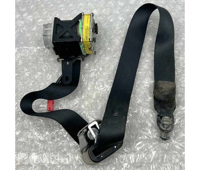 SEAT BELT FRONT LEFT FOR A MITSUBISHI UK & EUROPE - SEAT