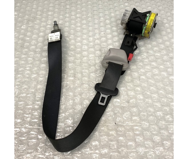 SEAT BELT FRONT LEFT FOR A MITSUBISHI PAJERO/MONTERO - V98W