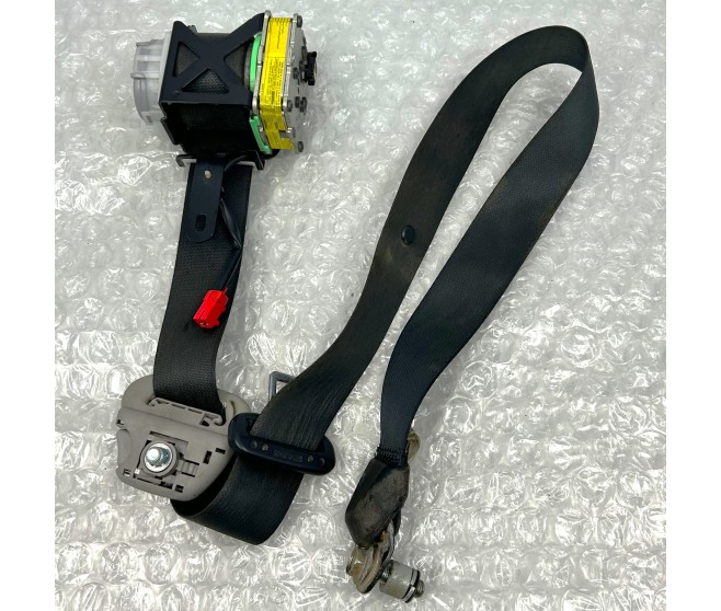 SEAT BELT FRONT RIGHT FOR A MITSUBISHI V90# - SEAT BELT