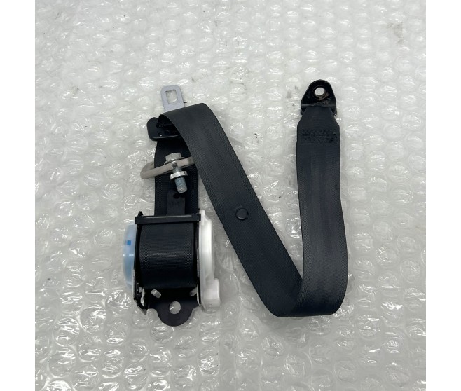 SEAT BELT 2ND SEAT LEFT FOR A MITSUBISHI V93W - 3000/LONG WAGON<07M-> - GLS(NSS4/7SEATER/ECE R15-04),S4FA/T RHD / 2006-08-01 -> - 