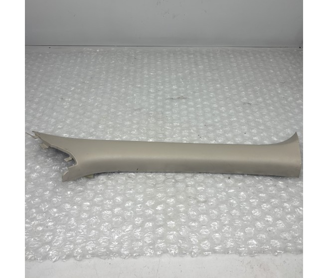 PILLAR TRIM FRONT RIGHT FOR A MITSUBISHI OUTLANDER - GF3W