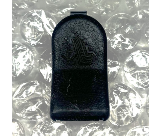 BOOT PLASTIC COVER FOR A MITSUBISHI GENERAL (EXPORT) - INTERIOR