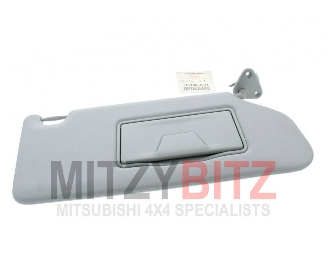 FRONT RIGHT SUN VISOR WITH MIRROR AND LAMP FOR A MITSUBISHI INTERIOR - 