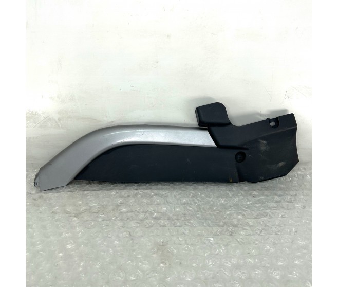 FLOOR CONSOLE SIDE COVER RIGHT FOR A MITSUBISHI CW0# - CONSOLE