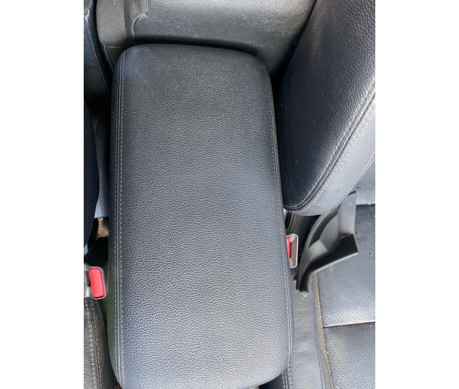 ARM REST LID FOR A MITSUBISHI GF0# - CONSOLE
