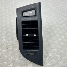 CENTRE DASH OUTLET AIR VENT FRONT LEFT