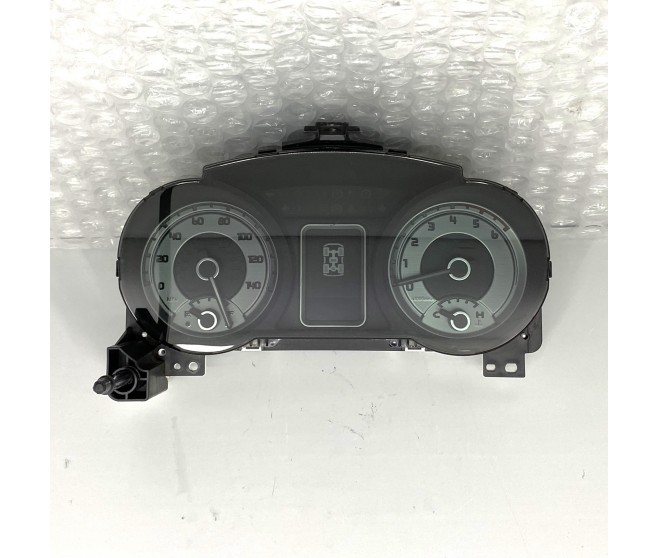 SPEEDOMETER SPEEDO 8100A618 FOR A MITSUBISHI PAJERO/MONTERO - V88W