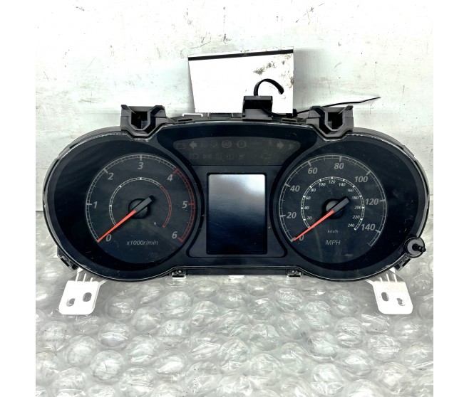 SPEEDOMETER FOR A MITSUBISHI GA0# - METER,GAUGE & CLOCK